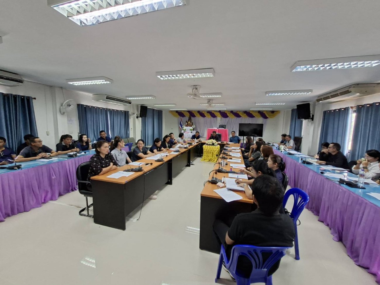 การประชุมประจำเดือนสิงหาคม 2569 ของคณะผู้บริหาร พนักงานส่วนตำบล และพนักงานจ้างองค์การบริหารส่วนตำบลบ้านหวาย วันศุกร์ที่ 7 สิงหาคม 2569
